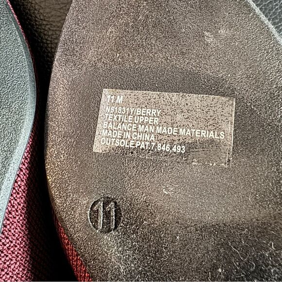 Seychelles Burgundy Flats - Picture 7 of 7
